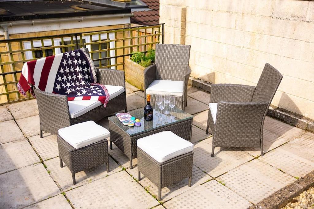 Pure B - Welcoming Bath City 3 Bed House Free Parking & Wifi Екстер'єр фото