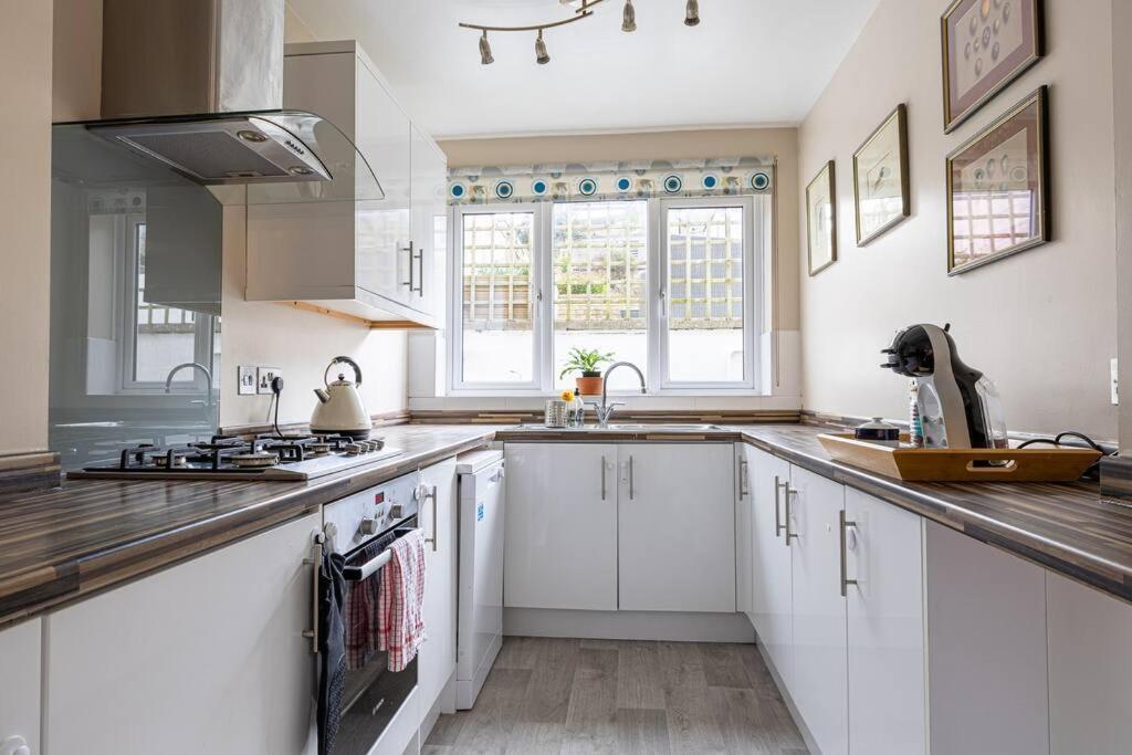 Pure B - Welcoming Bath City 3 Bed House Free Parking & Wifi Екстер'єр фото
